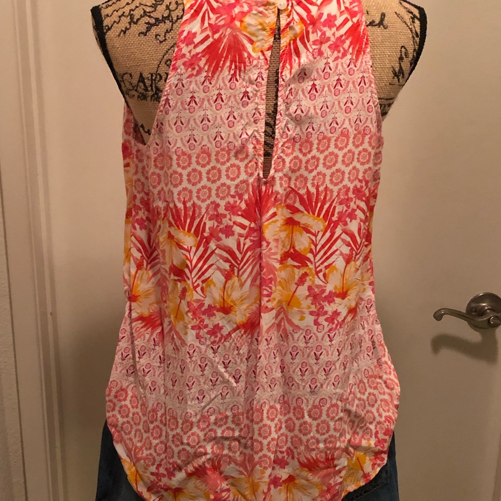 NWOT Fun, flirty tank top
